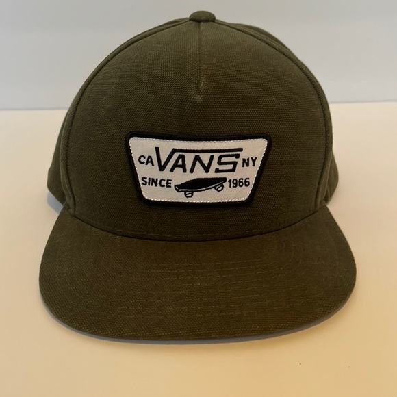 Vans Other - Vans Men's Full Patch Snapback Hat in Green